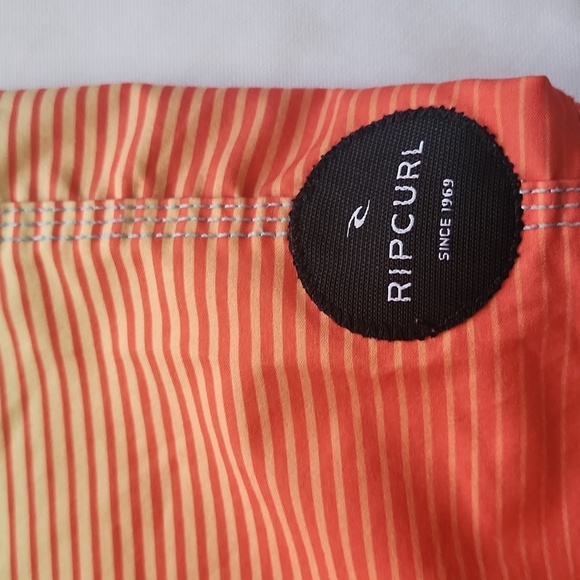 Rip Curl Blue and Orange Board Shorts Gradient Design - Picture 2 of 5